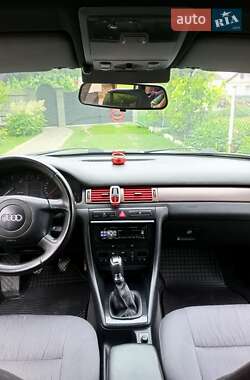 Универсал Audi A6 2000 в 
