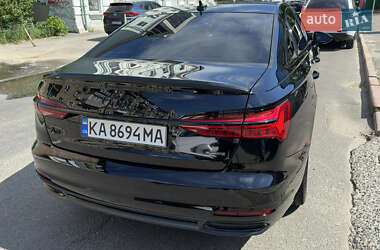 Седан Audi A6 2021 в 