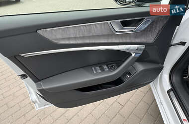 Седан Audi A6 2023 в 