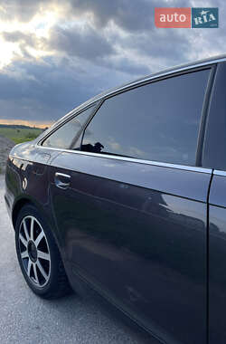 Седан Audi A6 2004 в 