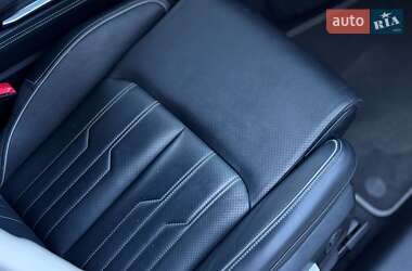 Седан Audi A6 2018 в 