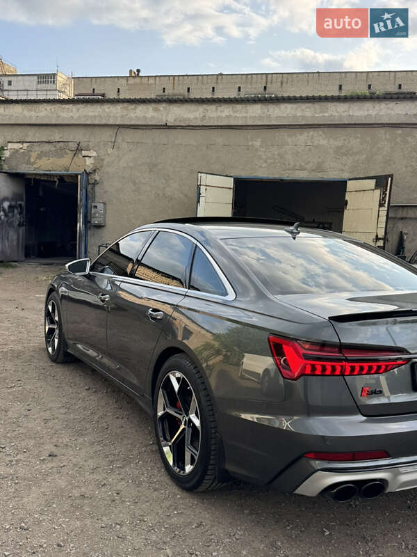 Седан Audi A6 2018 в Одессе