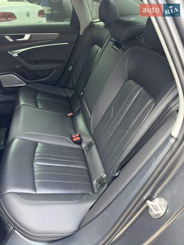 Седан Audi A6 2018 в Одессе