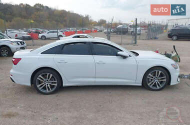 Седан Audi A6 2019 в 