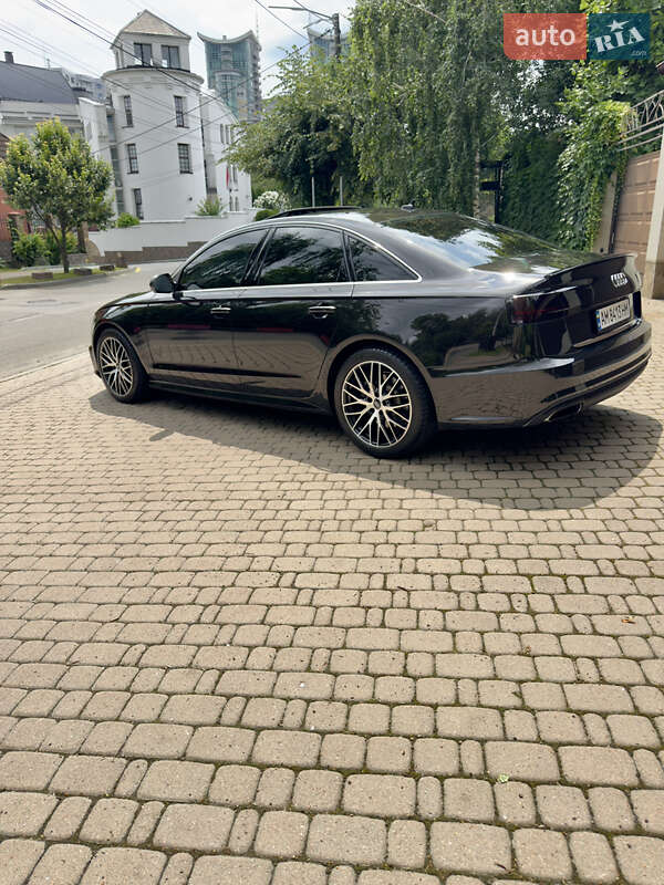 Седан Audi A6 2016 в Киеве