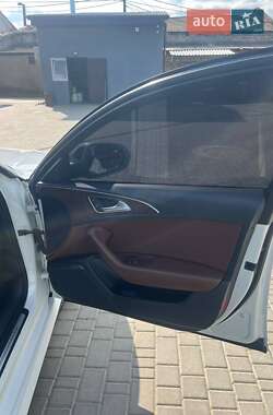 Седан Audi A6 2015 в 