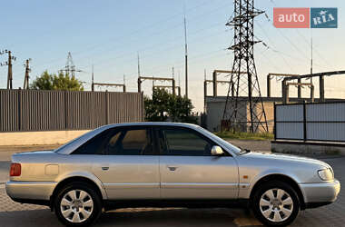 Седан Audi A6 1996 в 