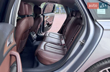 Седан Audi A6 2015 в 