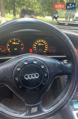 Седан Audi A6 1996 в 