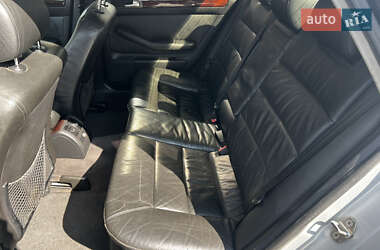 Седан Audi A6 2001 в 