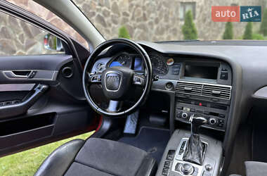 Седан Audi A6 2004 в 