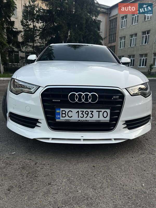 Седан Audi A6 2012 в Золочеве