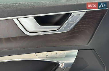 Седан Audi A6 2019 в 