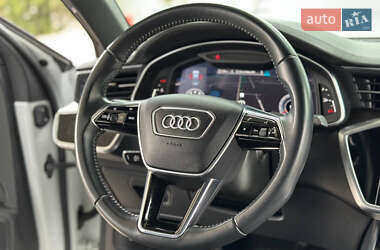 Седан Audi A6 2019 в 