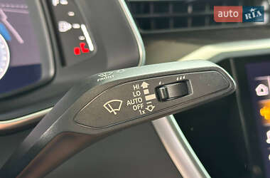 Седан Audi A6 2019 в 