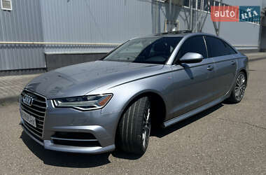 Седан Audi A6 2015 в 