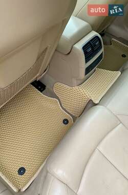 Седан Audi A6 2012 в 