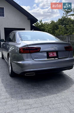 Седан Audi A6 2015 в 