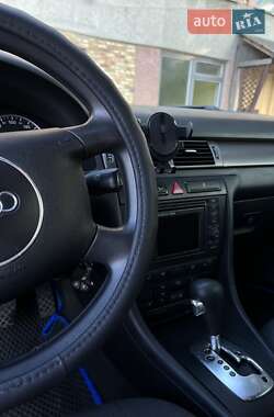 Седан Audi A6 2002 в 