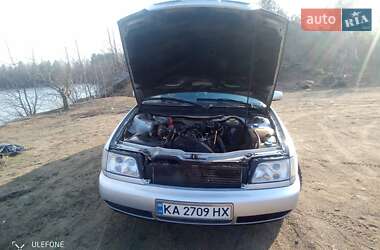 Седан Audi A6 1996 в 