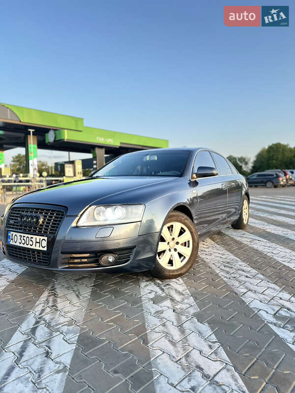 Седан Audi A6 2004 в Стрые