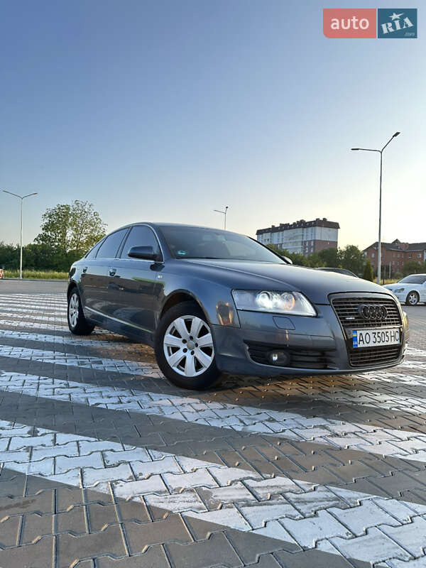 Седан Audi A6 2004 в Стрые