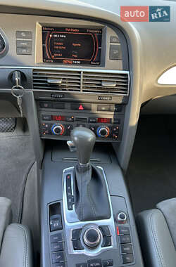 Седан Audi A6 2004 в 