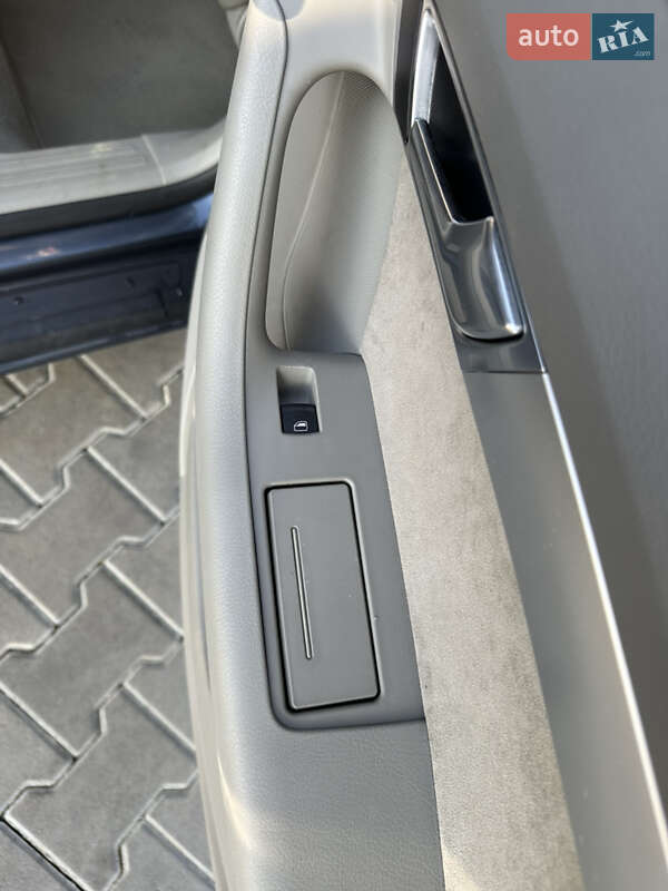 Седан Audi A6 2004 в Стрые
