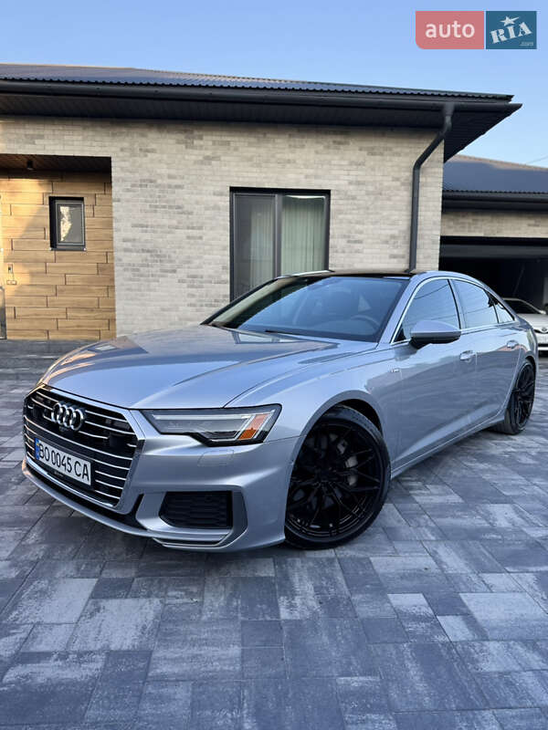 Седан Audi A6 2019 в 