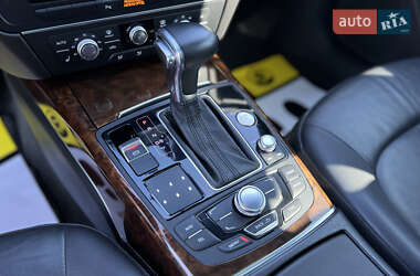 Седан Audi A6 2013 в 