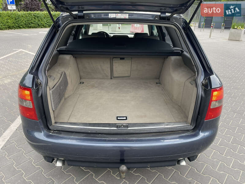 Универсал Audi A6 2003 в Киеве