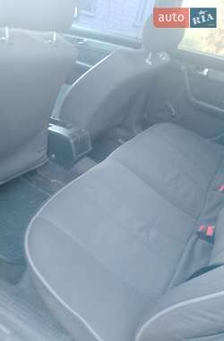 Седан Audi A6 1996 в Глухові