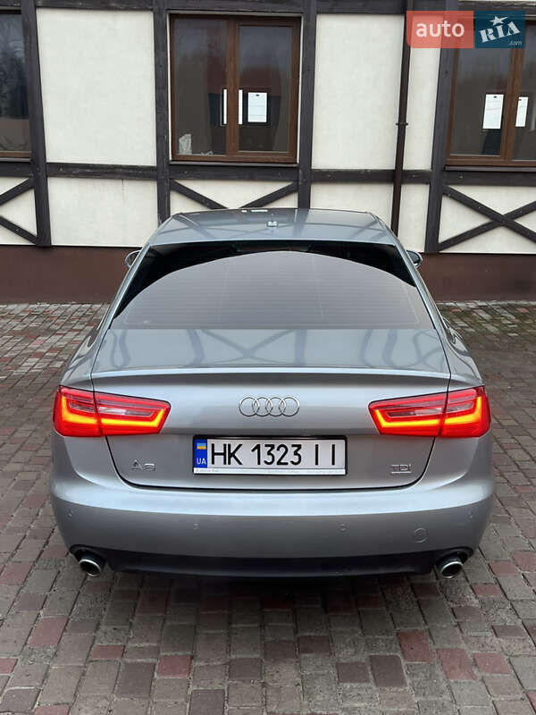 Седан Audi A6 2013 в Ровно