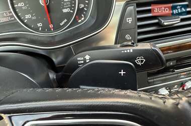 Седан Audi A6 2015 в 