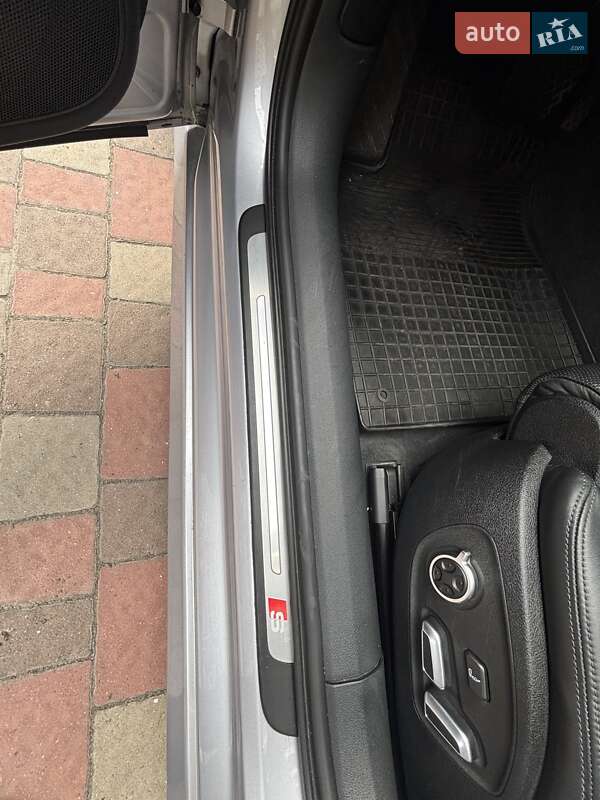 Седан Audi A6 2017 в Ужгороде