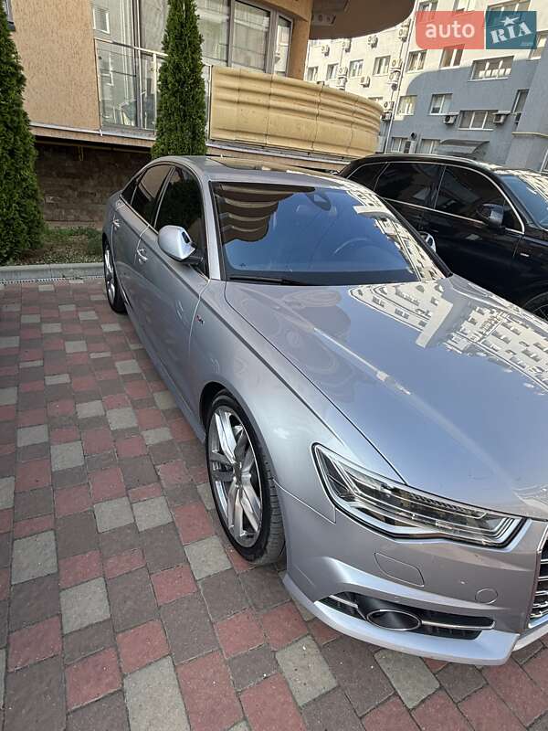 Седан Audi A6 2017 в Ужгороде