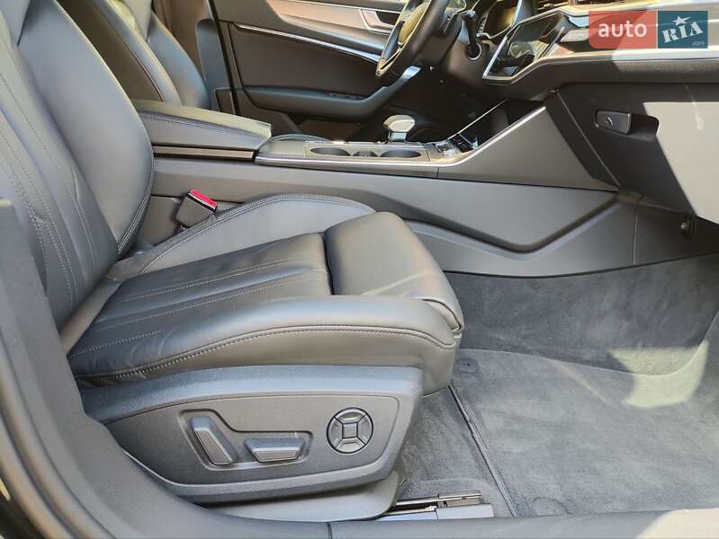 Универсал Audi A6 2020 в Ровно