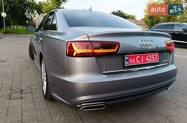 Седан Audi A6 2015 в 