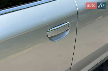 Седан Audi A6 2010 в 