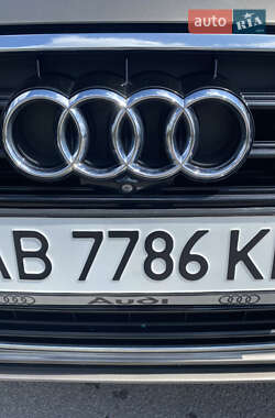 Седан Audi A6 2013 в 