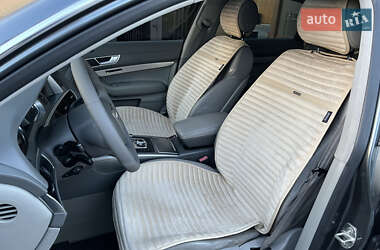 Седан Audi A6 2006 в 