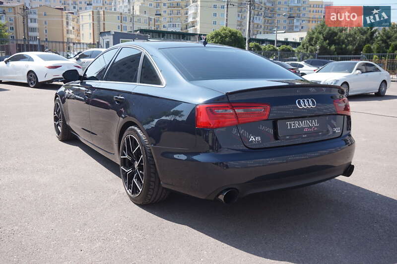 Седан Audi A6 2013 в Одессе