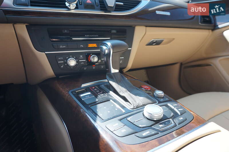 Седан Audi A6 2013 в Одессе