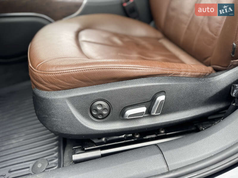 Седан Audi A6 2015 в Киеве