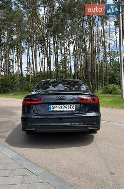 Седан Audi A6 2015 в 