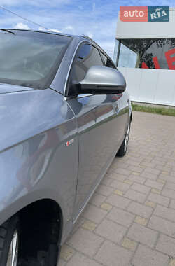 Универсал Audi A6 2010 в 
