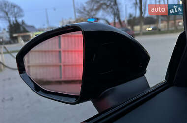 Седан Audi A6 2021 в 