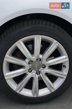 Седан Audi A6 2013 в 