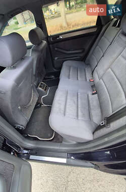 Универсал Audi A6 2001 в 