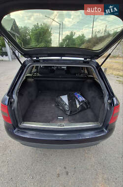 Универсал Audi A6 2001 в 